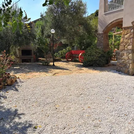 Su Muscadeddu Tatil Evi