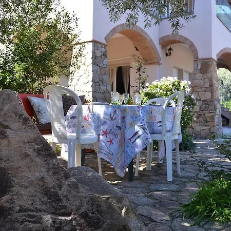 Su Muscadeddu 펜션 *